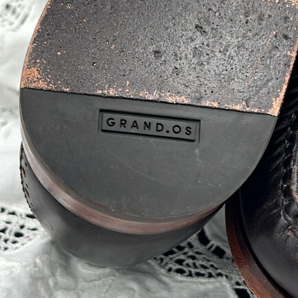 Cole Haan Grand.Os Men’s Size 10 Gently Worn Leather Loafer Faux Buckle Shoe - Picture 9 of 11